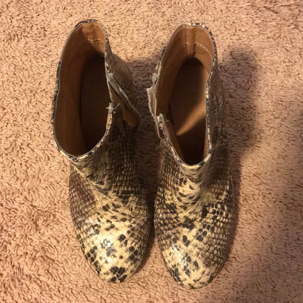 Urban Outfitters Snake Skin booties
